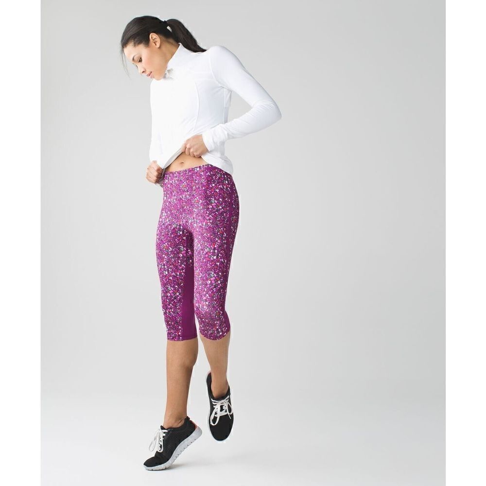 Lululemon Real Quick Crop Paradise Camo Multi Regal Plum Womens Size 8